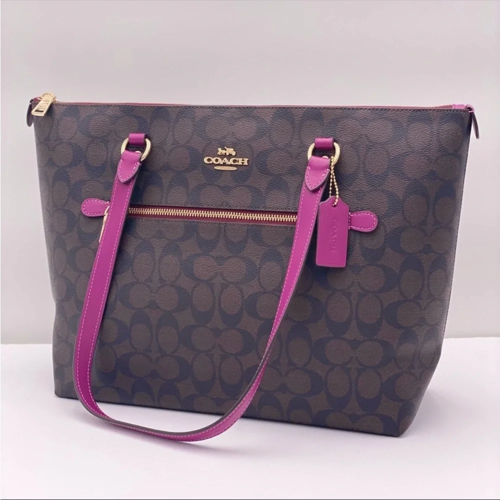 Coach Gallery Tote In Signature Canvas New - Picture 2 of 15